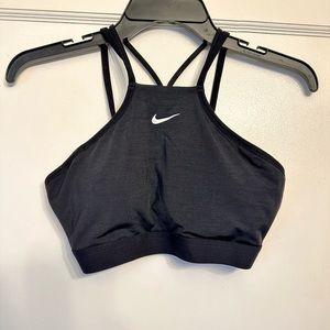 Women’s sports bra M